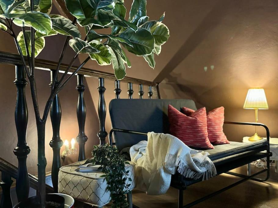 2-Floor Traditional Prague Apartment — Fotky 2